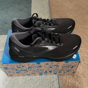 Brooks Ghost Sneakers